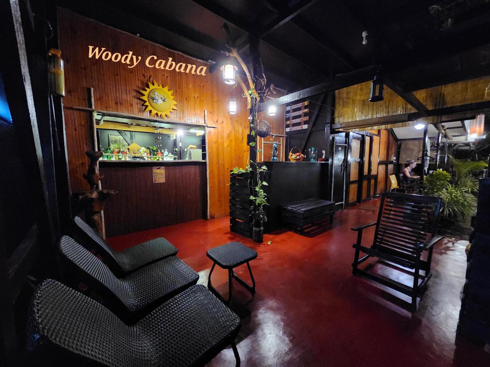 Woody Cabana Hostal Trincomalee Exterior foto